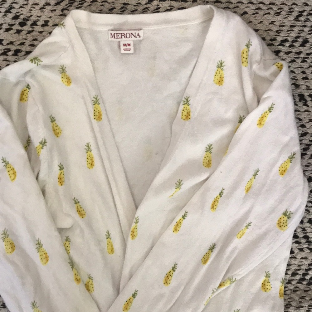Pineapple sweater